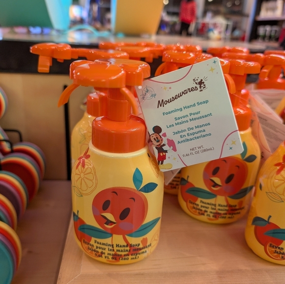 NEW🌟2025 Disney Parks Mousewares Orange Bird Mickey Shaped Foam Soap Dispenser - Picture 1 of 4